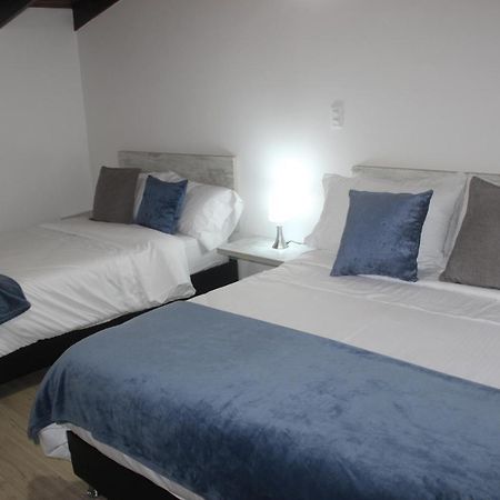 La Huerta Hotel Jiguales Luaran gambar